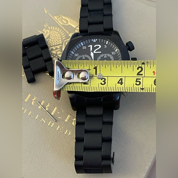 Burberry Men’s Watch - Picture 3 of 3